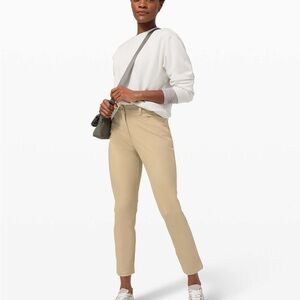 Lululemon City Sleek 5 Pocket 7/8 Pant
Trench